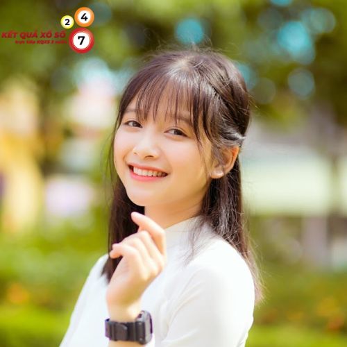 Mơ thấy gái đẹp cười